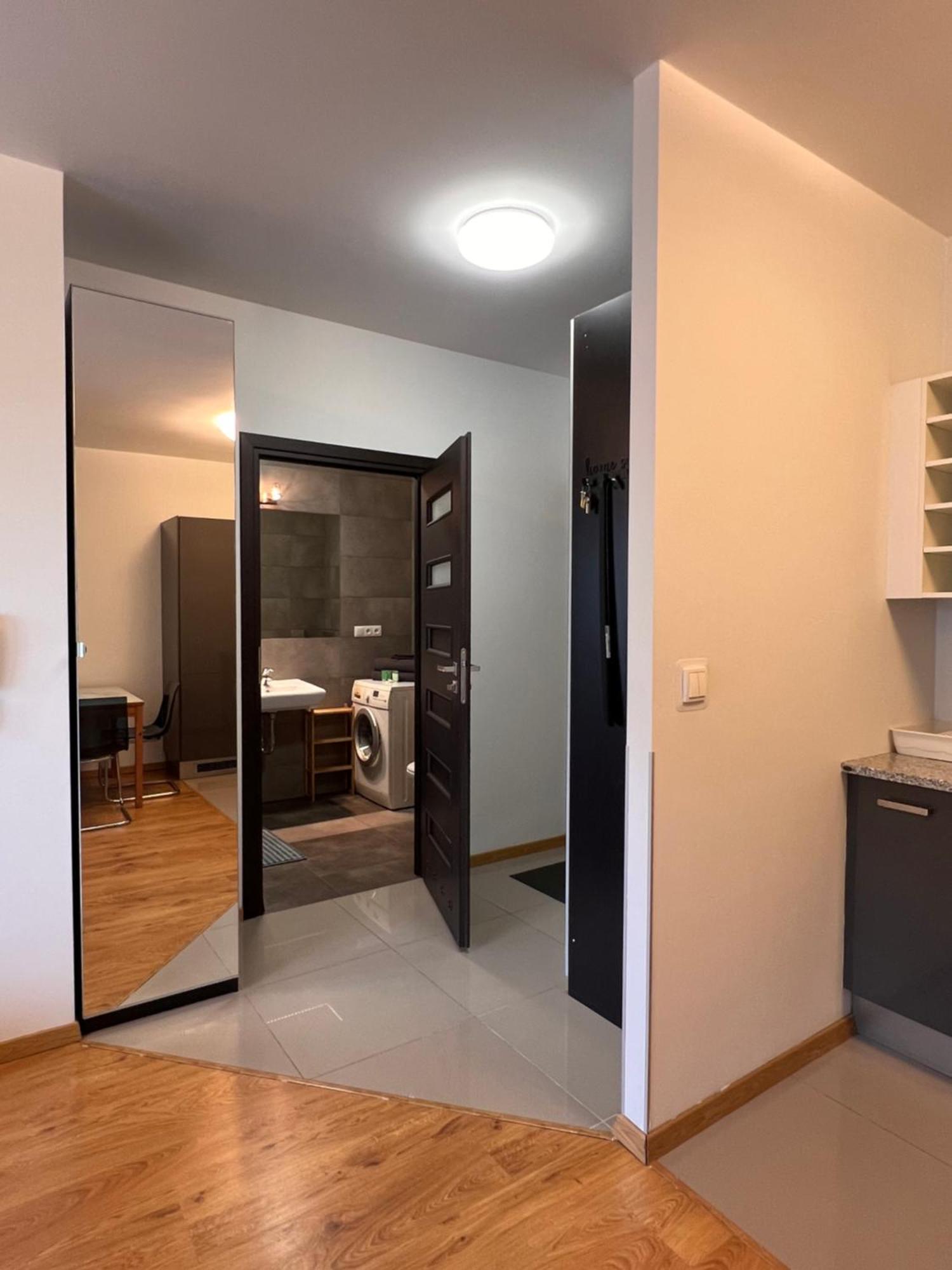 Lea Apartment *